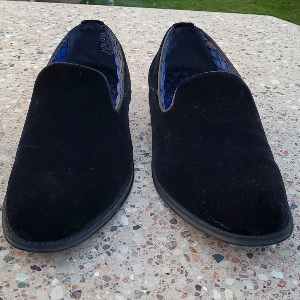 Marc Anthony black shoes size 8